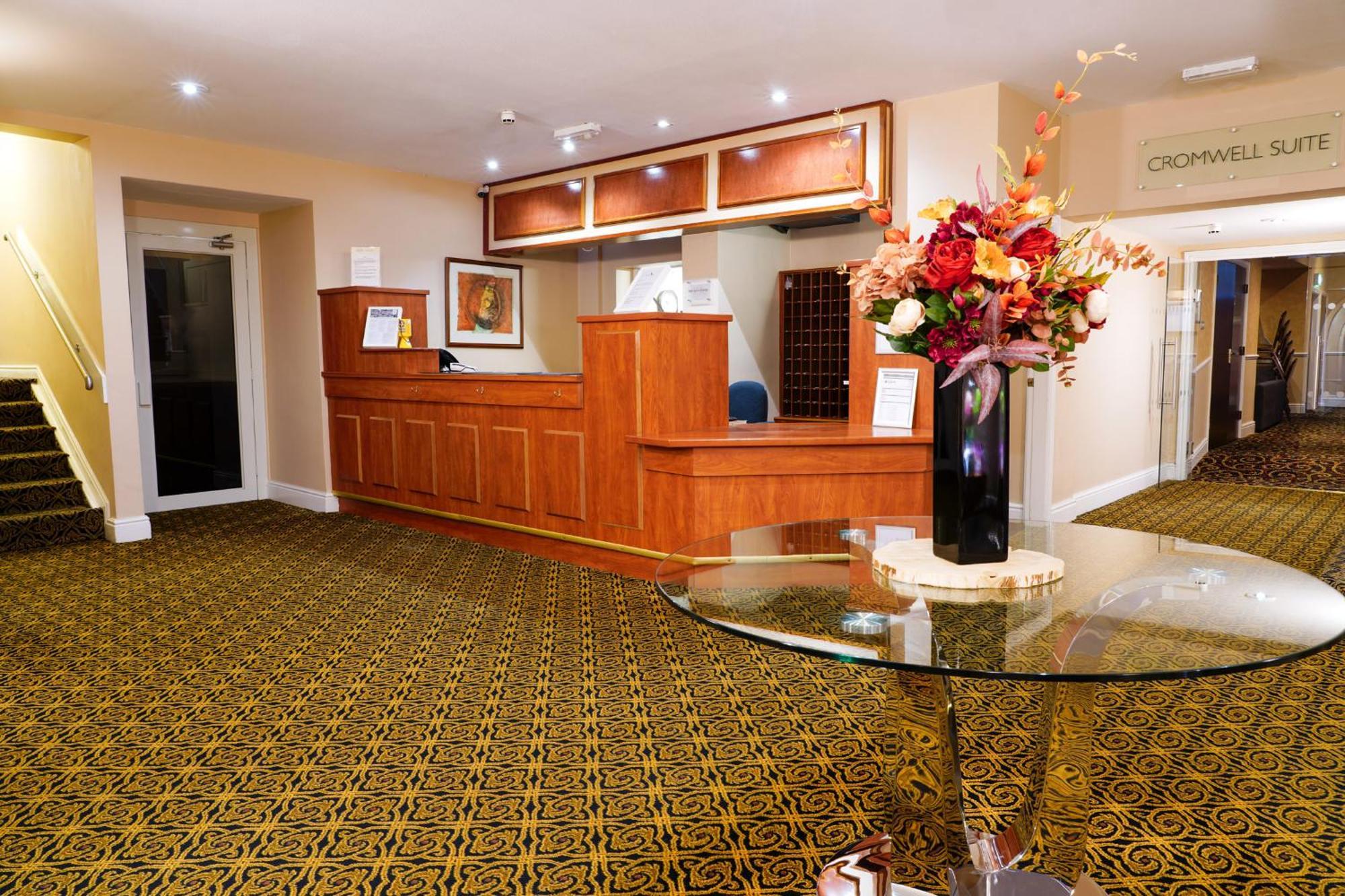 Gomersal Park Hotel & Dream Spa エクステリア 写真