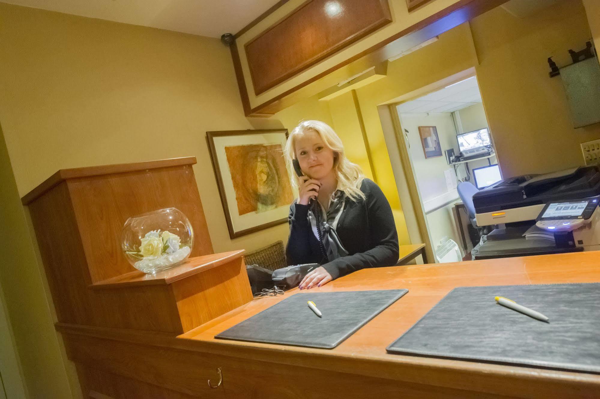 Gomersal Park Hotel & Dream Spa エクステリア 写真